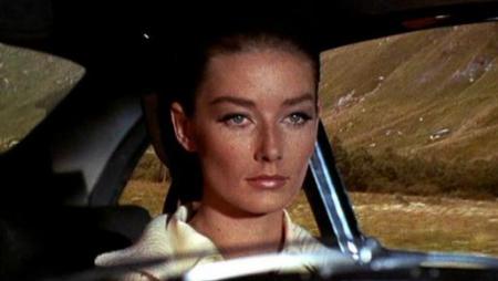 James Bond special - Bond-babes 1962 - 2008 / Specials | FOK.nl